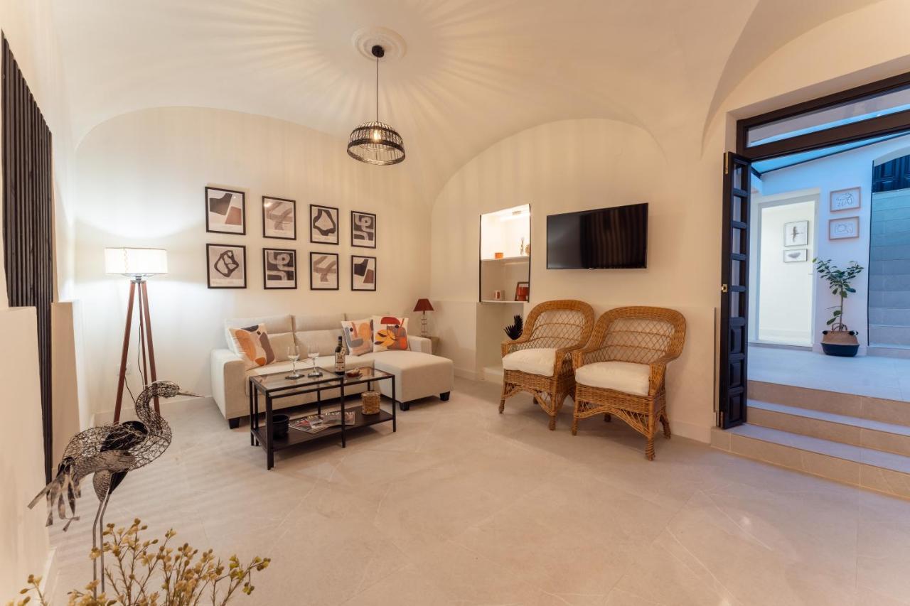 Apartamento Turistico Alhma Home メリダ エクステリア 写真